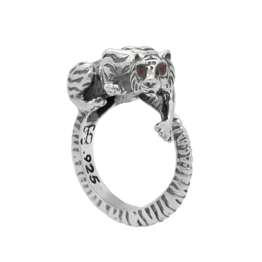 Anillo diseño de tigre con terminado vintage en plata y piedra natural
