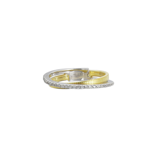 Anillo doble línea en plata con baño de oro amarillo 14K con zirconia