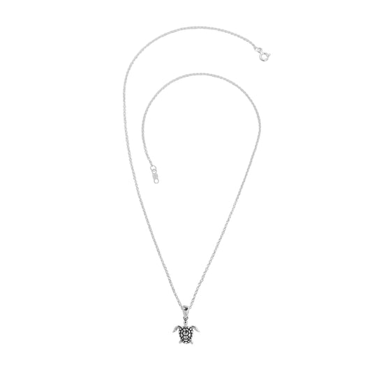 Collar tortuga de mar chica en plata de ley con terminado vintage