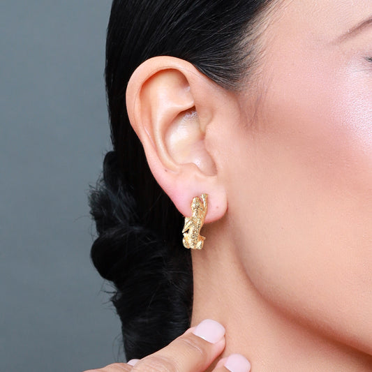 Aretes Jaguar oro 14k con diamantes