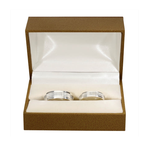 Anillo de matrimonio diamantado en plata .925 (Tiempo de elaboración 4 semanas)