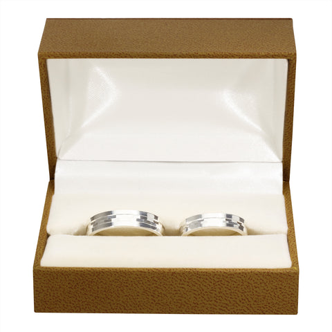 Anillo de matrimonio con detalles en plata .925 (Tiempo de elaboración 4 semanas)