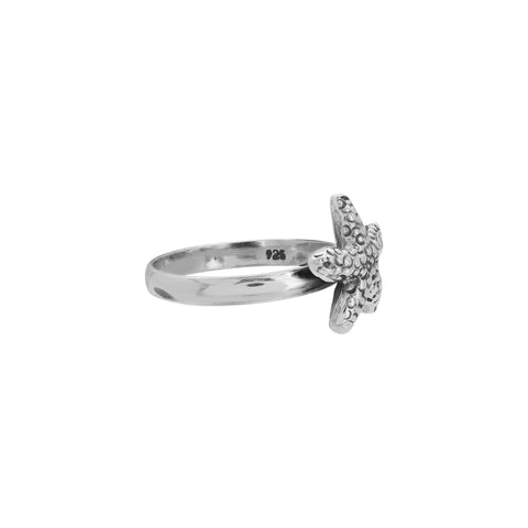 Anillo estrella de mar en plata de ley con terminado vintage