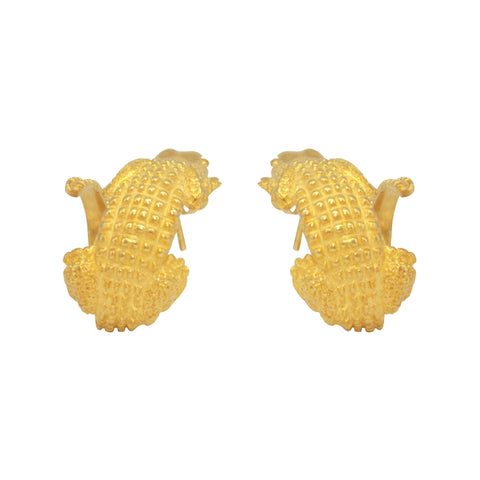Aretes diseño de cocodrilo en baño de oro