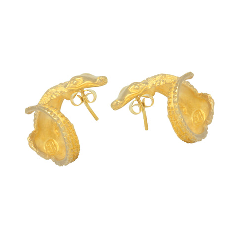 Aretes diseño de cocodrilo en baño de oro
