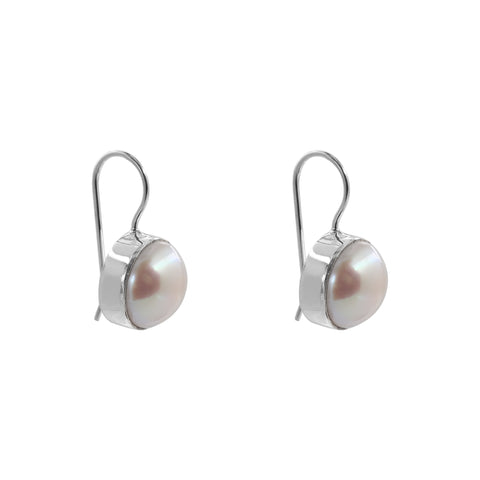 Aretes colgantes en plata de ley con perla