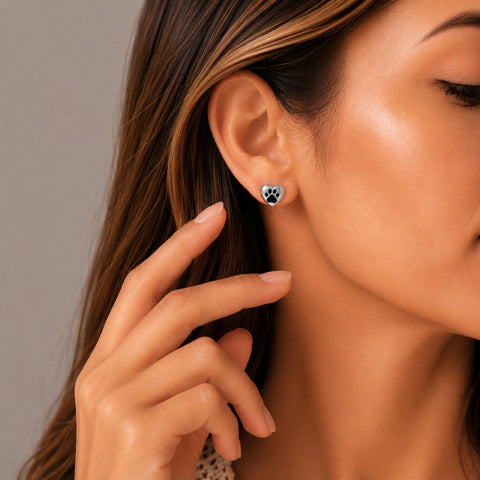 Aretes corazon bombeado con huella en plata