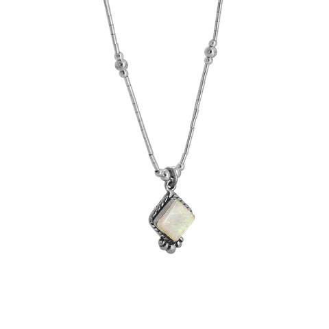 Collar plata liquida de ley  con dije en rombo opalo blanco