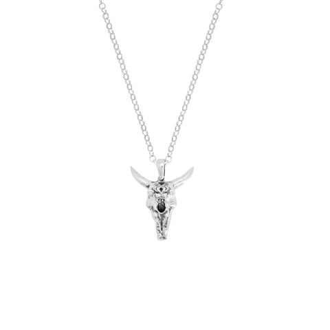 Collar cráneo de vaca en plata fina de ley