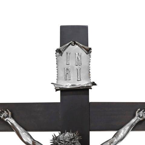 Crucifijo en plata de ley