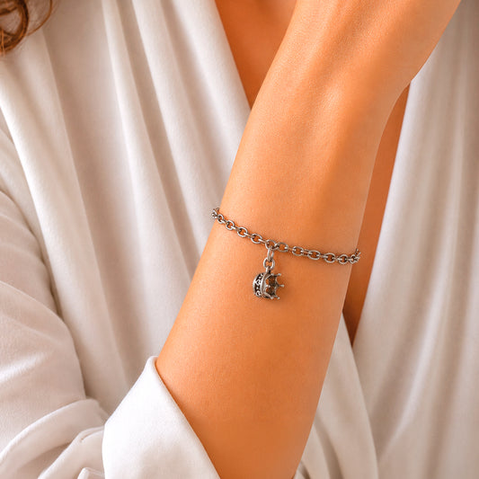 Charm corona en plata de ley