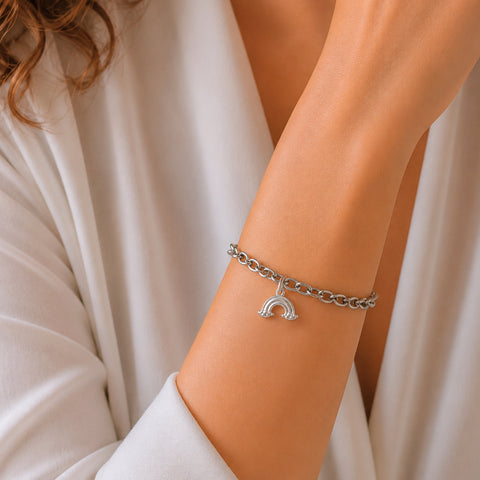 Charm arcoiris en plata de ley