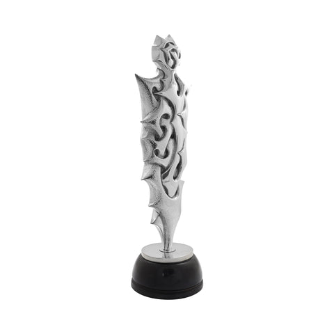 Escultura femenina entrelazados en plata de ley