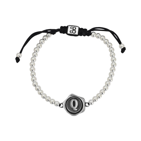 Pulsera inicial acabado oxidado en plata de ley
