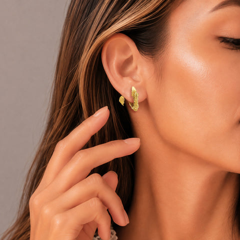 Aretes Caballo oro 14k con diamantes